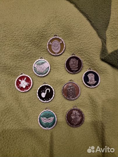 Бронь медальонов