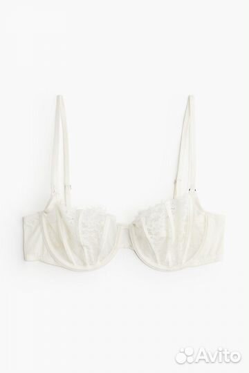 Бюстгальтер H&M кружевной в молочном оттенке 80D