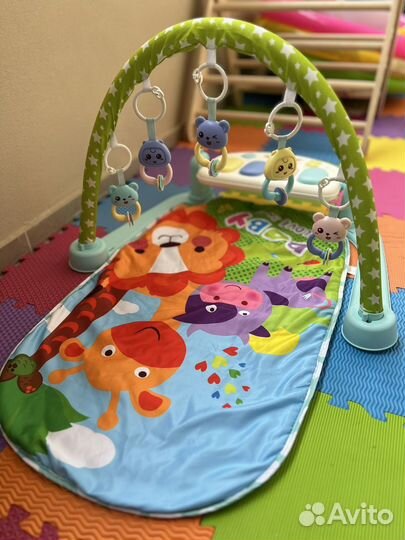 Развивающий коврик с пианино