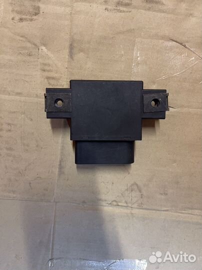 Блок управления топливным насосом Audi