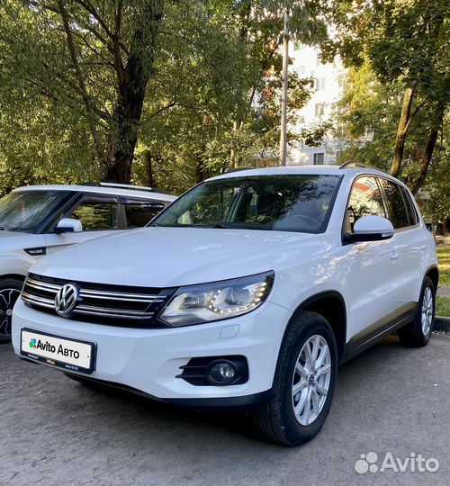 Volkswagen Tiguan 2.0 AT, 2012, 140 000 км