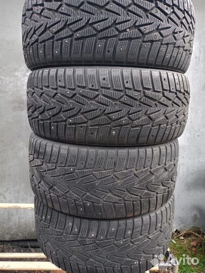 Nokian Tyres Hakkapeliitta 7 245/40 R18