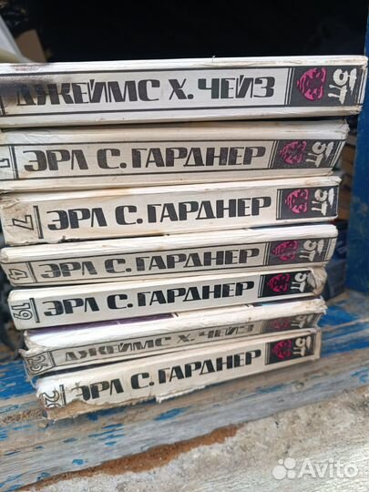 Продаю книги