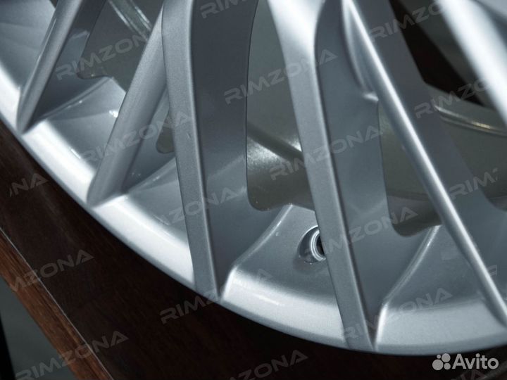 Литые диски R19 для Lexus. Арт2951