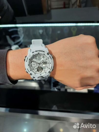 Часы Casio G-Shock GA-2000S-7A