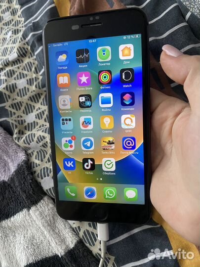 Телефон iPhone 8 plus