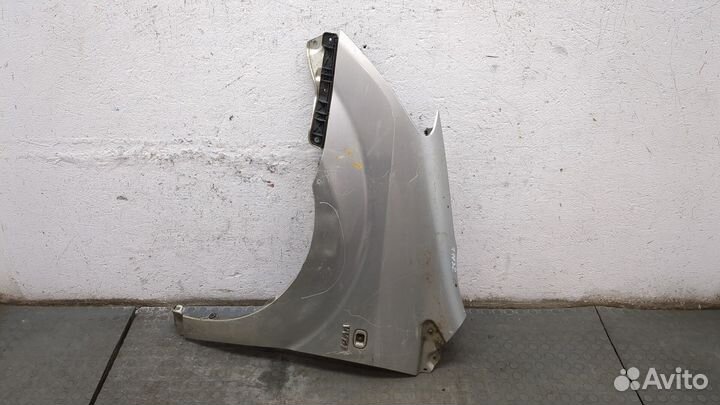 Крыло Toyota Corolla Verso, 2004