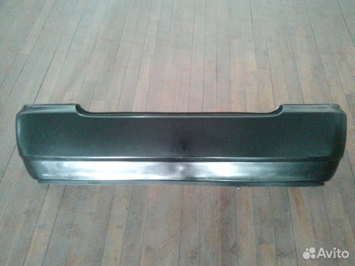 Бампер задний на тойота королла 120 00 - 06 г.в