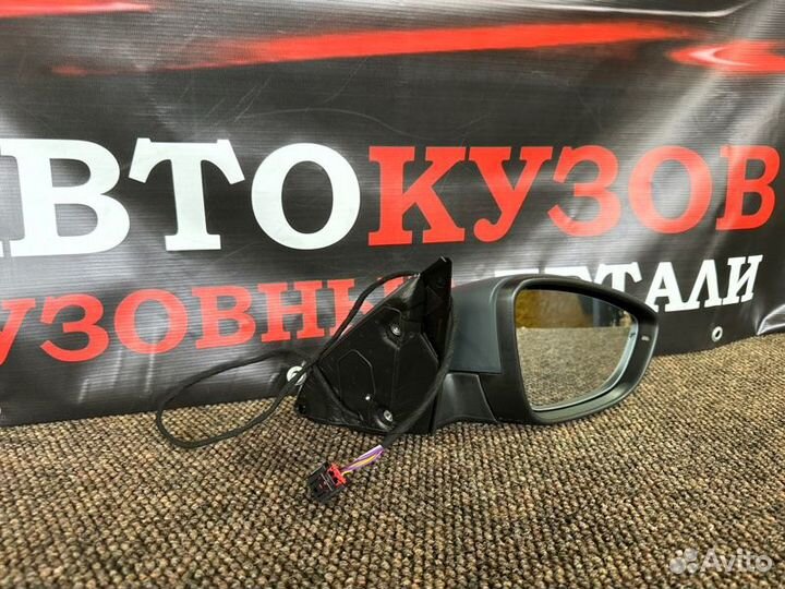 Зеркало боковое правое Volkswagen Passat B7