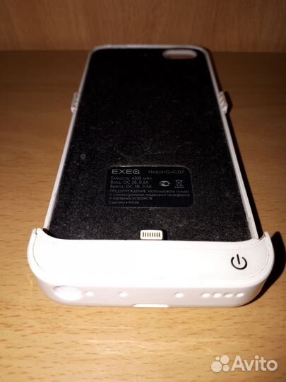 Внешний аккумулятор для iPhone SE