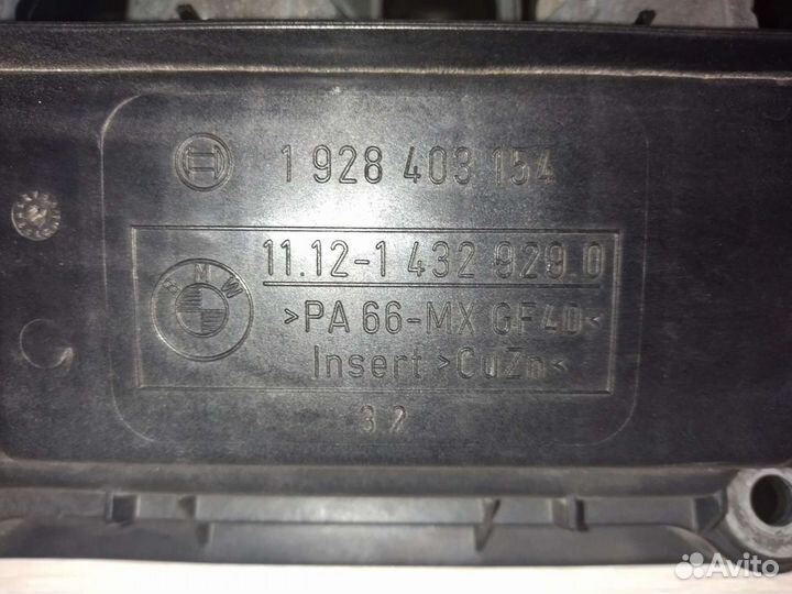 Клапанная крышка бмв е39 из Японии м54