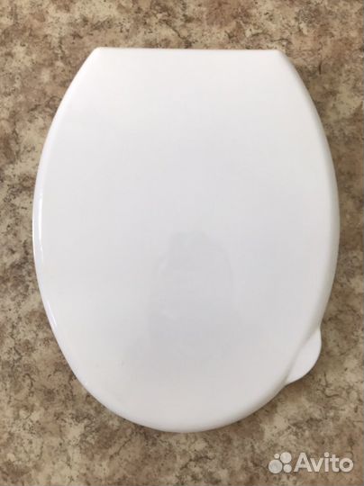 Круг на унитаз новый