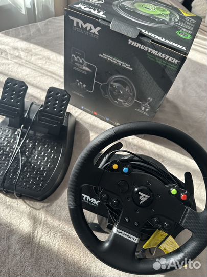 Игровой руль Thrustmaster tmx с обратной связью