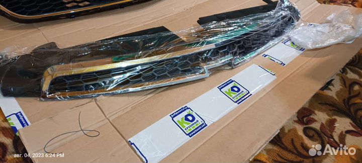 Решетка радиатора Шевроле Круз