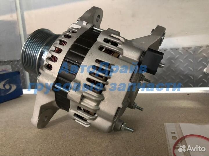 Генератор грузовиков Рено OEM 7420842445 24V, 110A, 8 ручейковый ролик