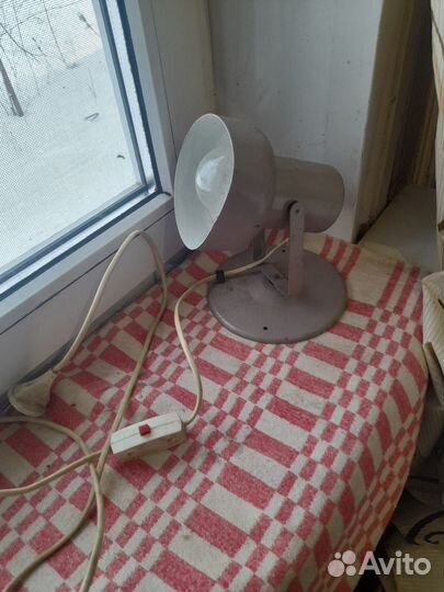 Светильники и настольные лампы