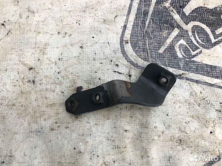 1865196 Кронштейн бампера для Scania 5