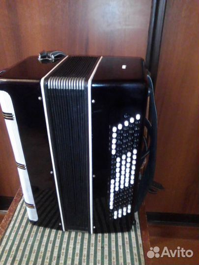 Продам баян 