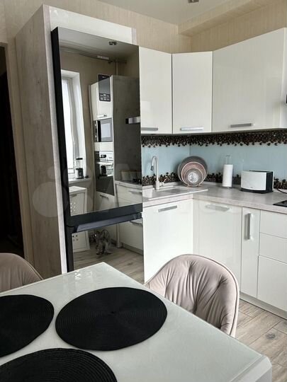 3-к. квартира, 65 м², 7/10 эт.