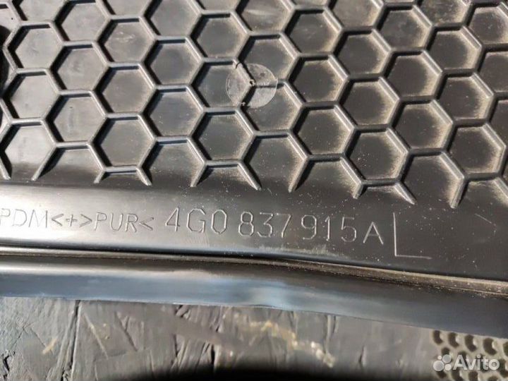 Накладка передняя левая Audi A6 C7 cyga 2016