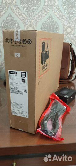 Lenovo yoga 9i (2023) i7-1360P 16GB 14.0 2.8K oled