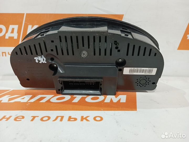 Панель приборов (щиток) Volkswagen Tiguan 2009