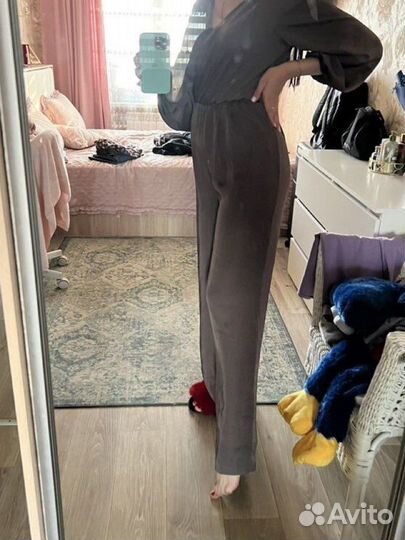 Комбинезон женский