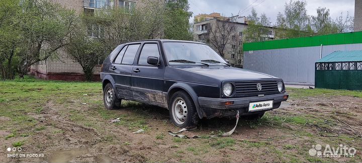 Volkswagen Golf 1.6 МТ, 1983, битый, 203 595 км