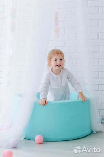 Сухой бассейн с шариками