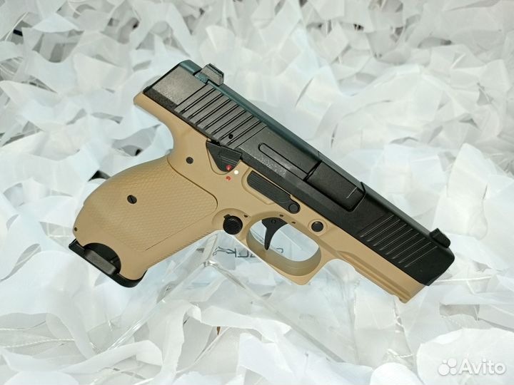 Страйкбольный пистолет пл-15К Kizuna Works (тан)