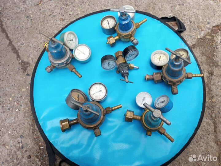 Редуктора дкп-1-65, бко-50-4, манометры, запчасти