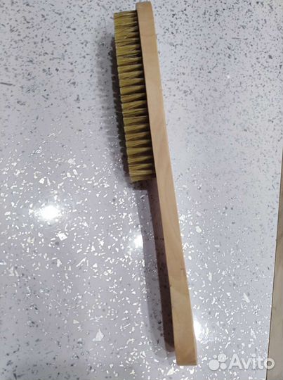 Новая щетка нат. большая