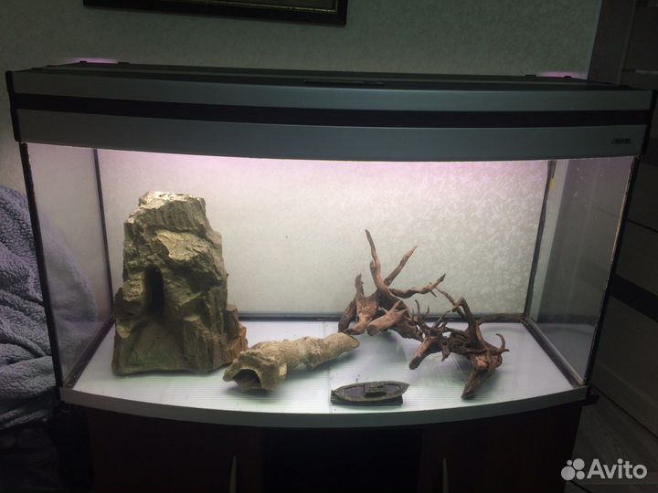 Аквариум с тумбой