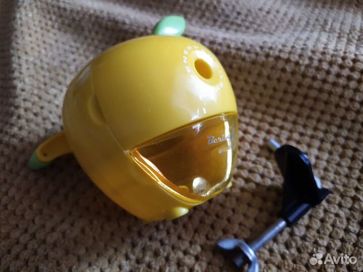 Механическая точилка для карандашей