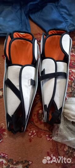 Хоккейная форма. Трусы.Щитки.Коньки