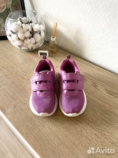 Кроссовки 30