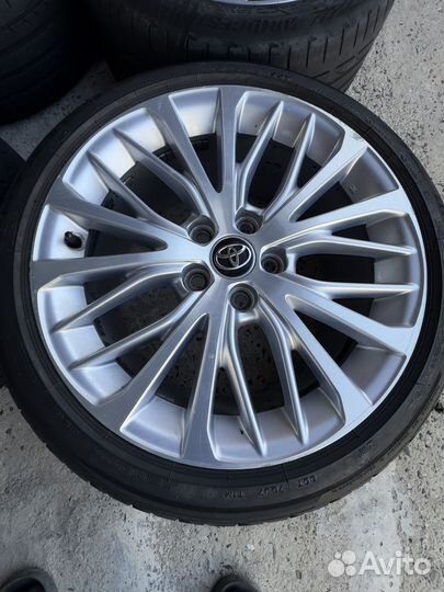 Колёсики на камри оригинал 235/45/18