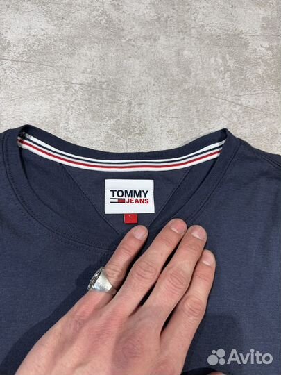 Tommy hilfiger лонгслив, размер L