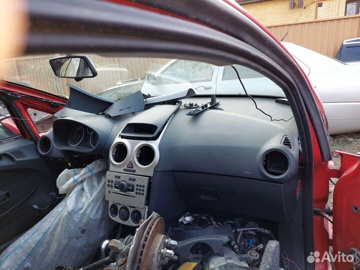 Панель(торпедо) Opel Corsa D
