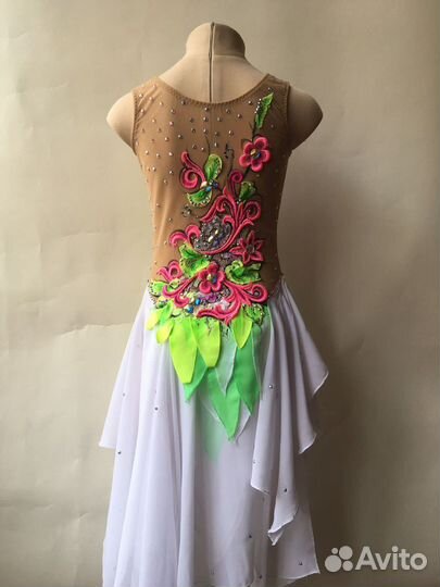 Купальник для художественной гимнастики 135