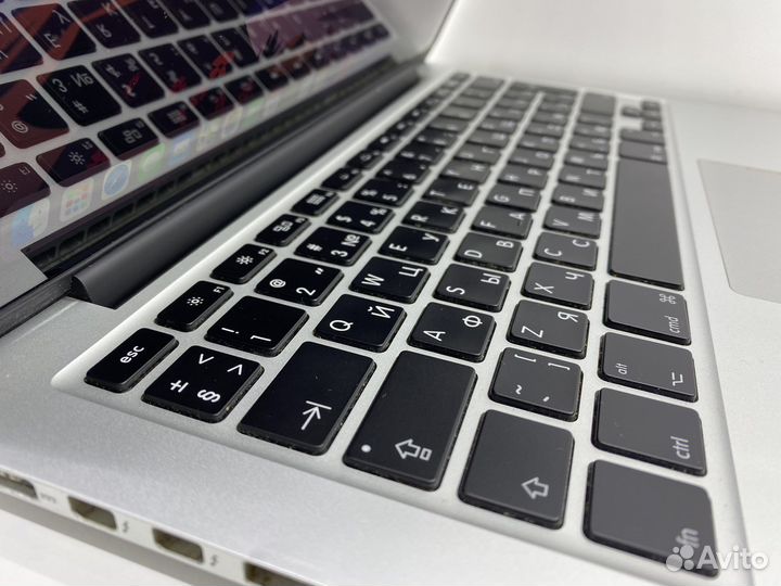 Apple MacBook Pro Retina 13 2015 i5/16/256/345цик