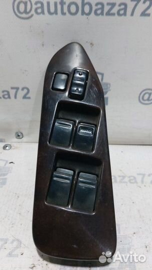 Блок управления стеклоподъемниками Toyota Crown