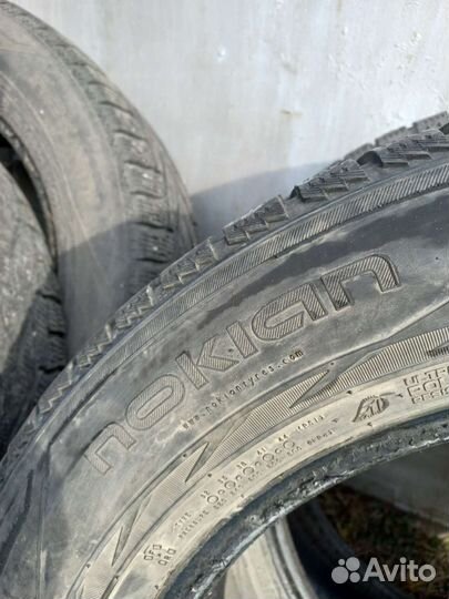 Nokian Tyres Hakkapeliitta R2 SUV 235/60 R18