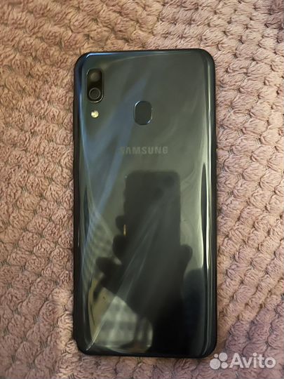 Samsung galaxy a30