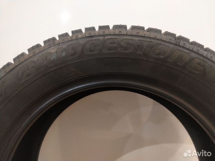 Bridgestone Blizzak Spike-02 185/60 R15 84T