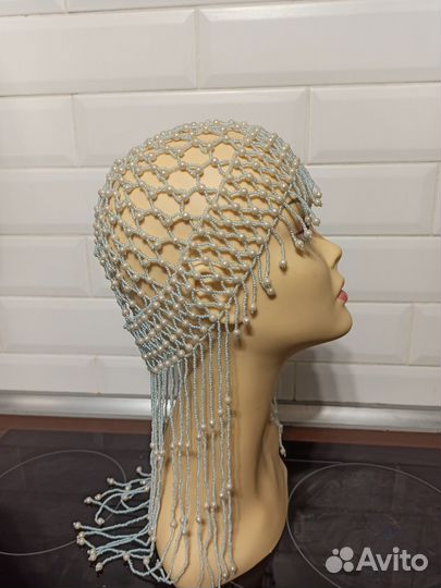 Шапочки из биссера голубые