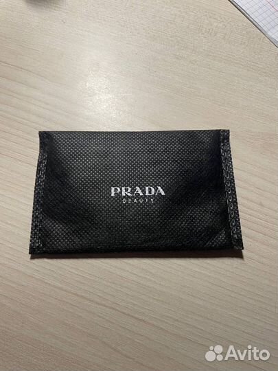 Зеркало Prada