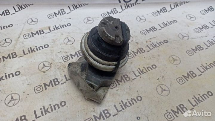 Подушка двигателя левая Mercedes M275