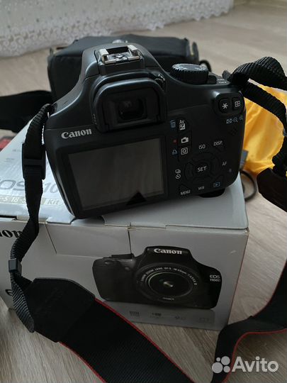 Зеркальный фотоаппарат Canon EOS 1100D