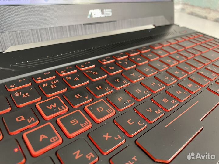 Игровой ноутбук Asus TUF 15.6 Ryzen 5 3550H \ RX56